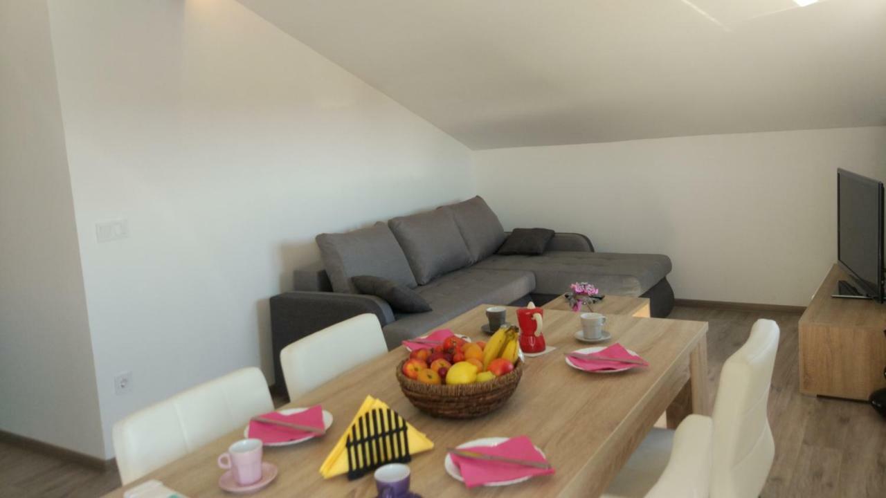 Apartments Angeline روفينجسكو سيلو المظهر الخارجي الصورة