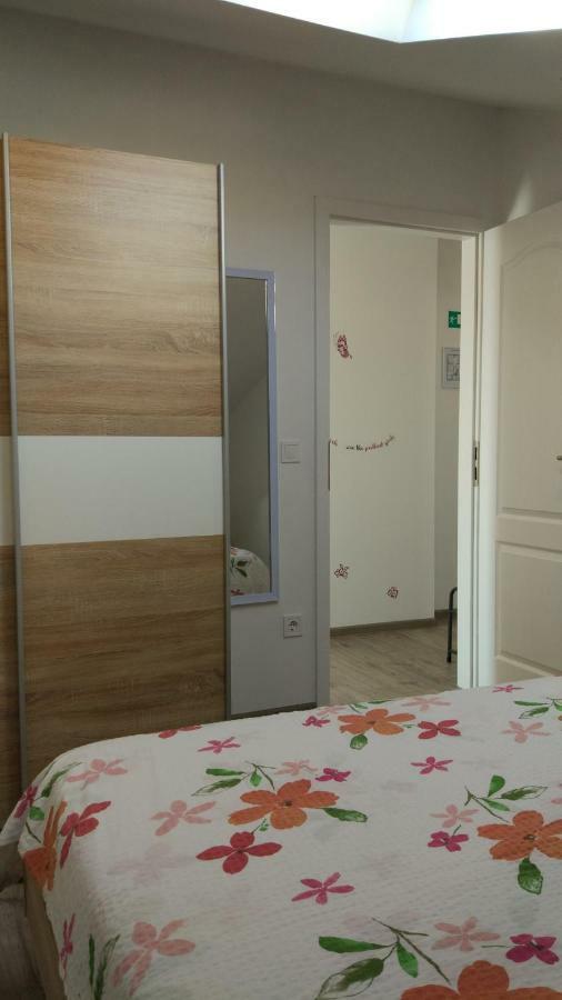 Apartments Angeline روفينجسكو سيلو المظهر الخارجي الصورة