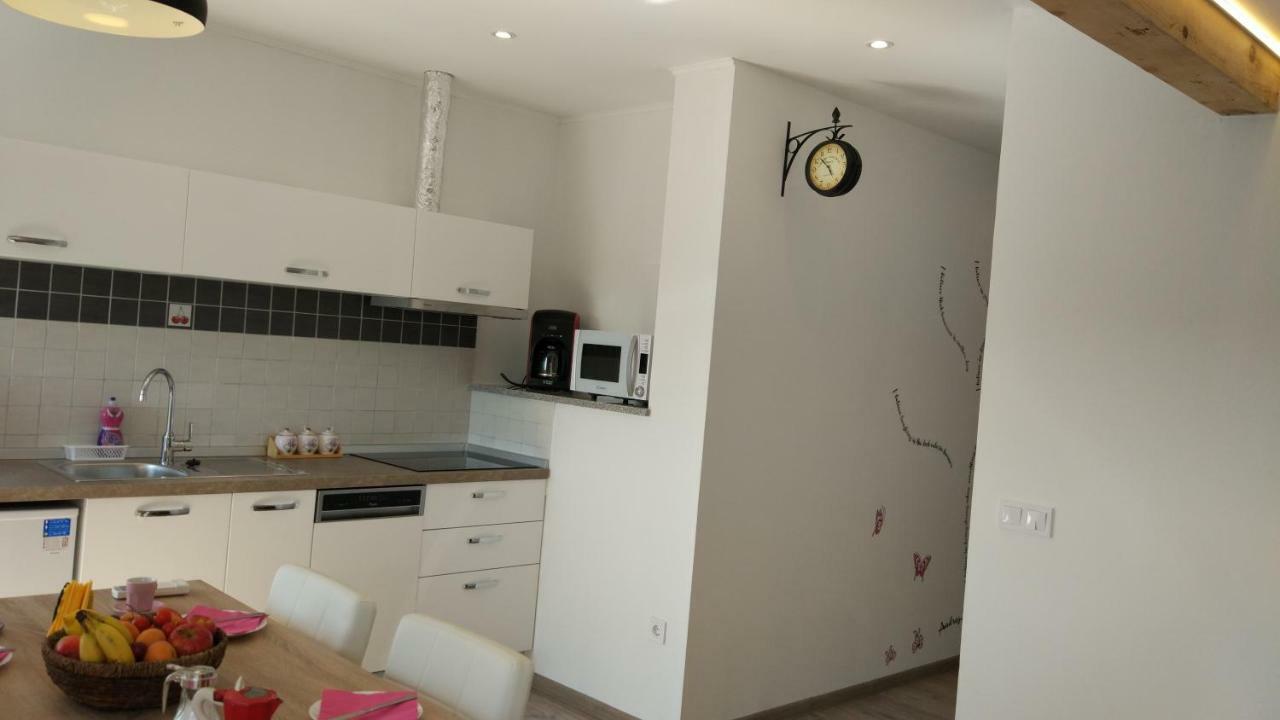 Apartments Angeline روفينجسكو سيلو المظهر الخارجي الصورة