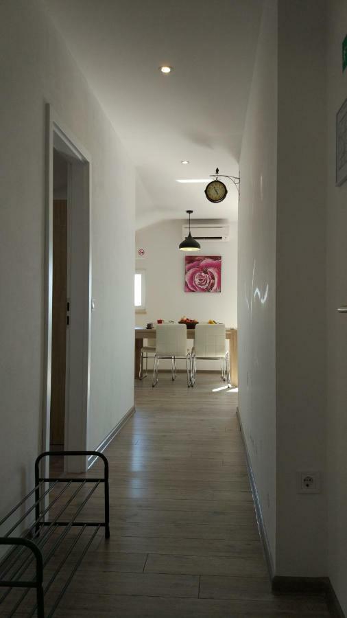 Apartments Angeline روفينجسكو سيلو المظهر الخارجي الصورة