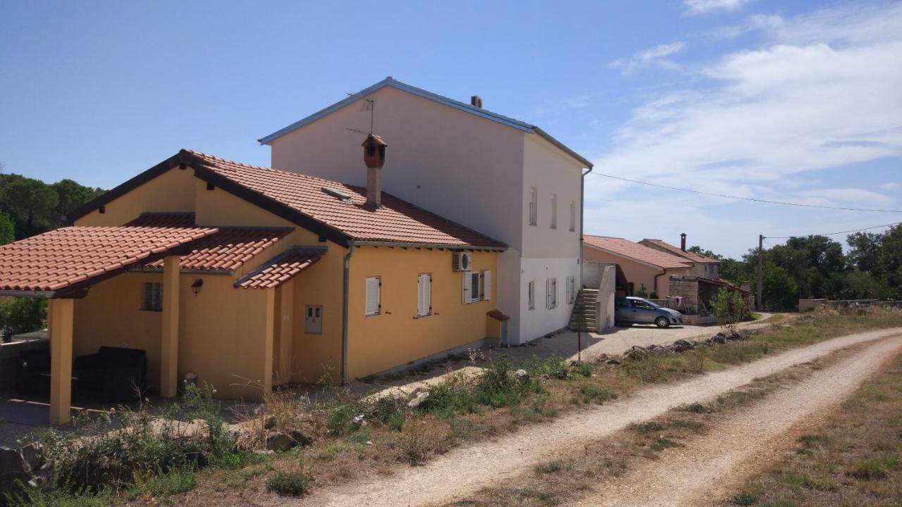Apartments Angeline روفينجسكو سيلو المظهر الخارجي الصورة