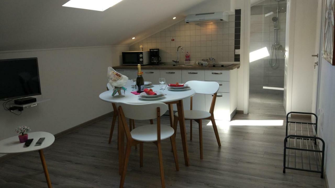 Apartments Angeline روفينجسكو سيلو المظهر الخارجي الصورة