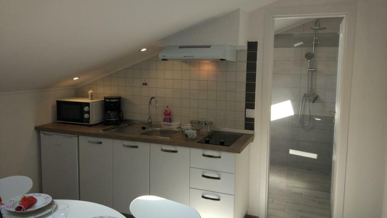 Apartments Angeline روفينجسكو سيلو المظهر الخارجي الصورة